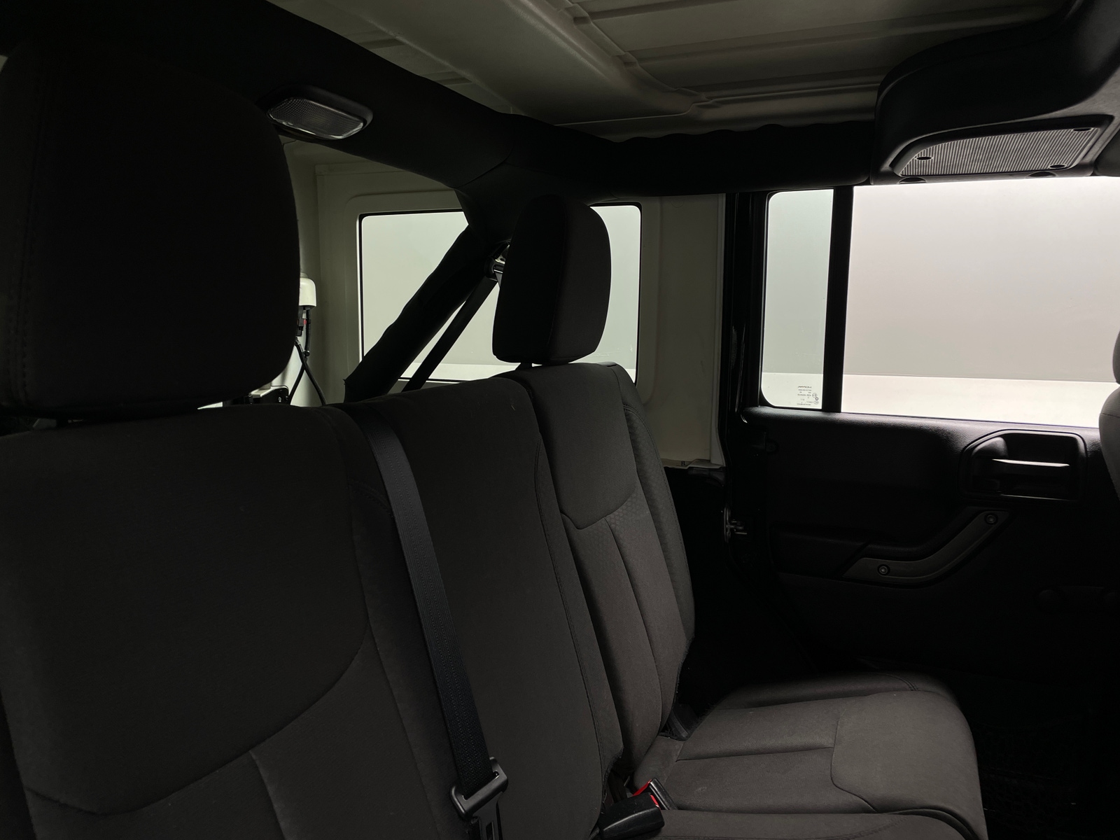 Thumbnail: 2017 Jeep Wrangler - 6