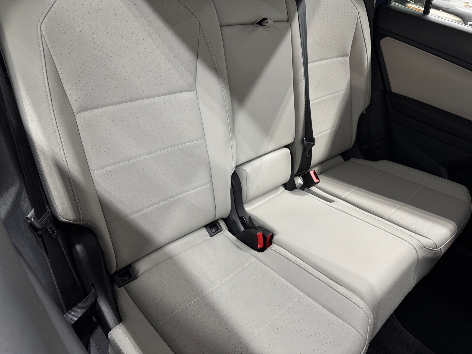 Thumbnail: 2019 Volkswagen Tiguan - 5