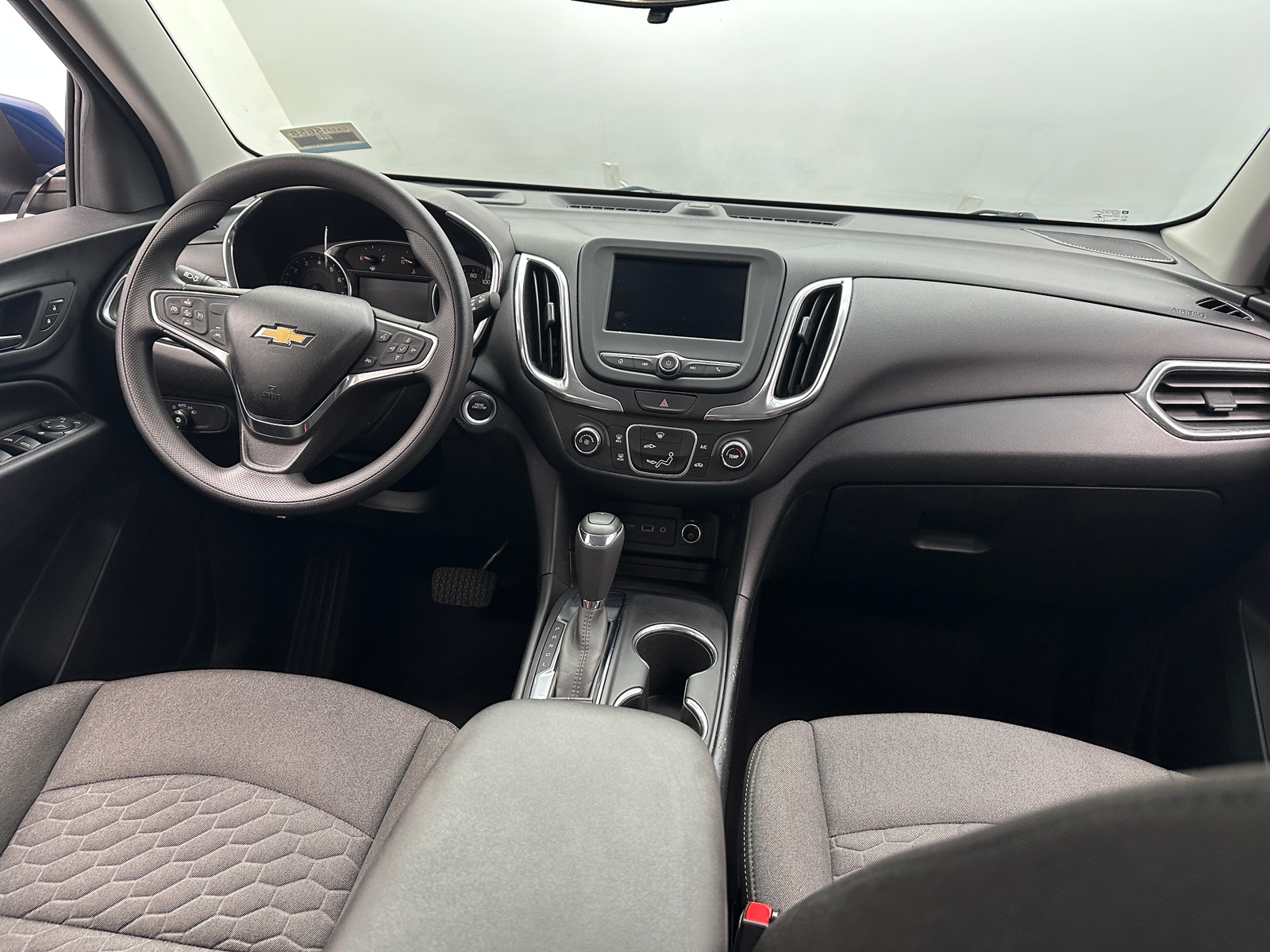Thumbnail: 2020 Chevrolet Equinox - 3