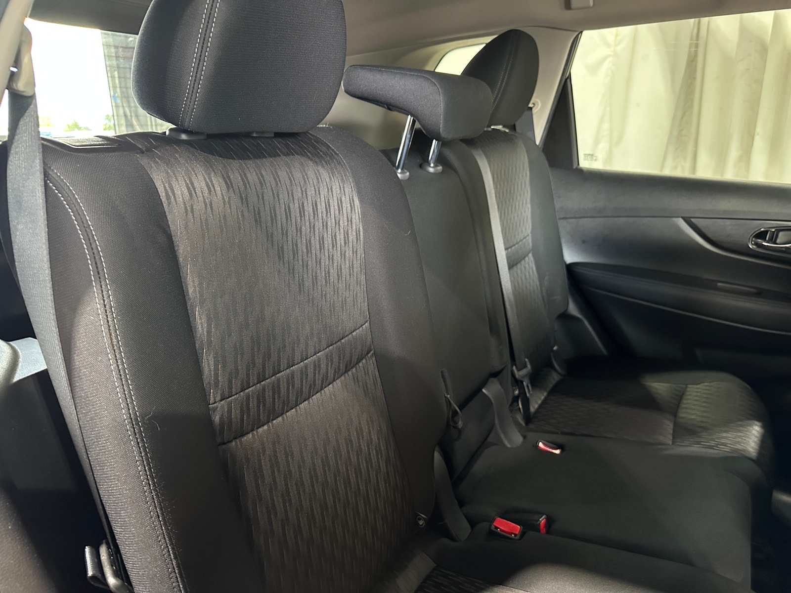 Thumbnail: 2018 Nissan Rogue - 6