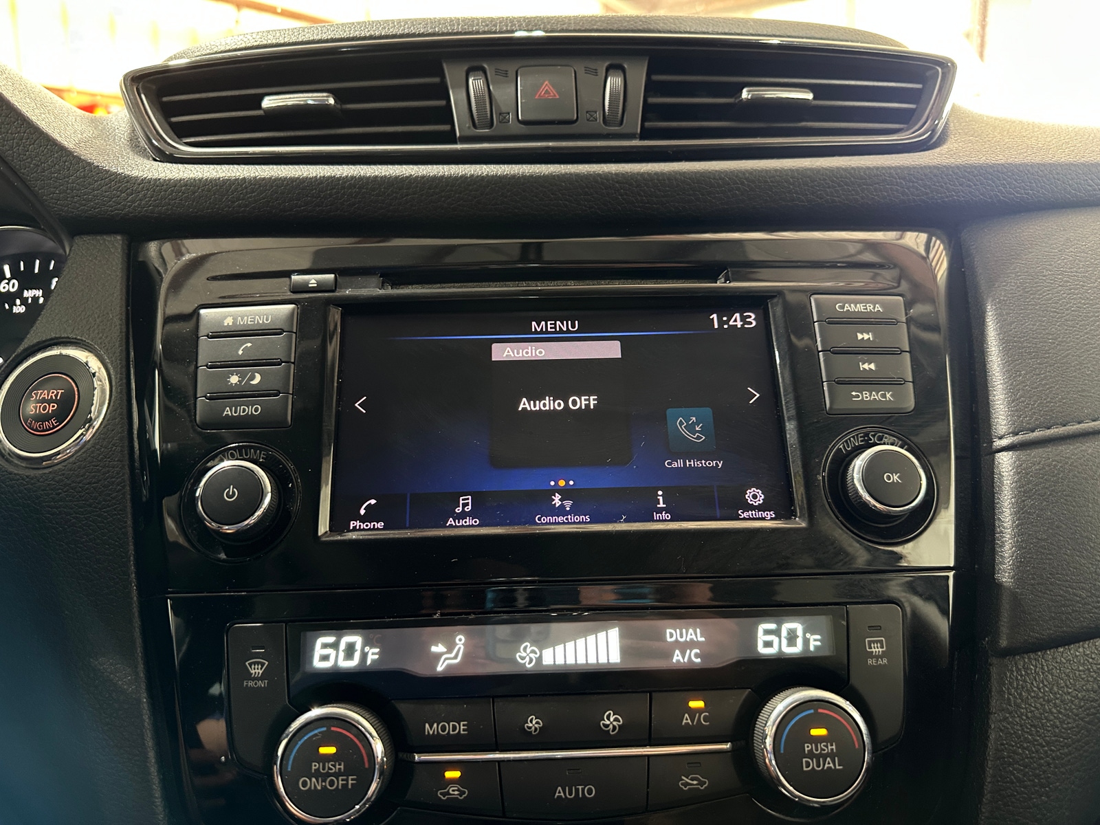 Thumbnail: 2018 Nissan Rogue - 4