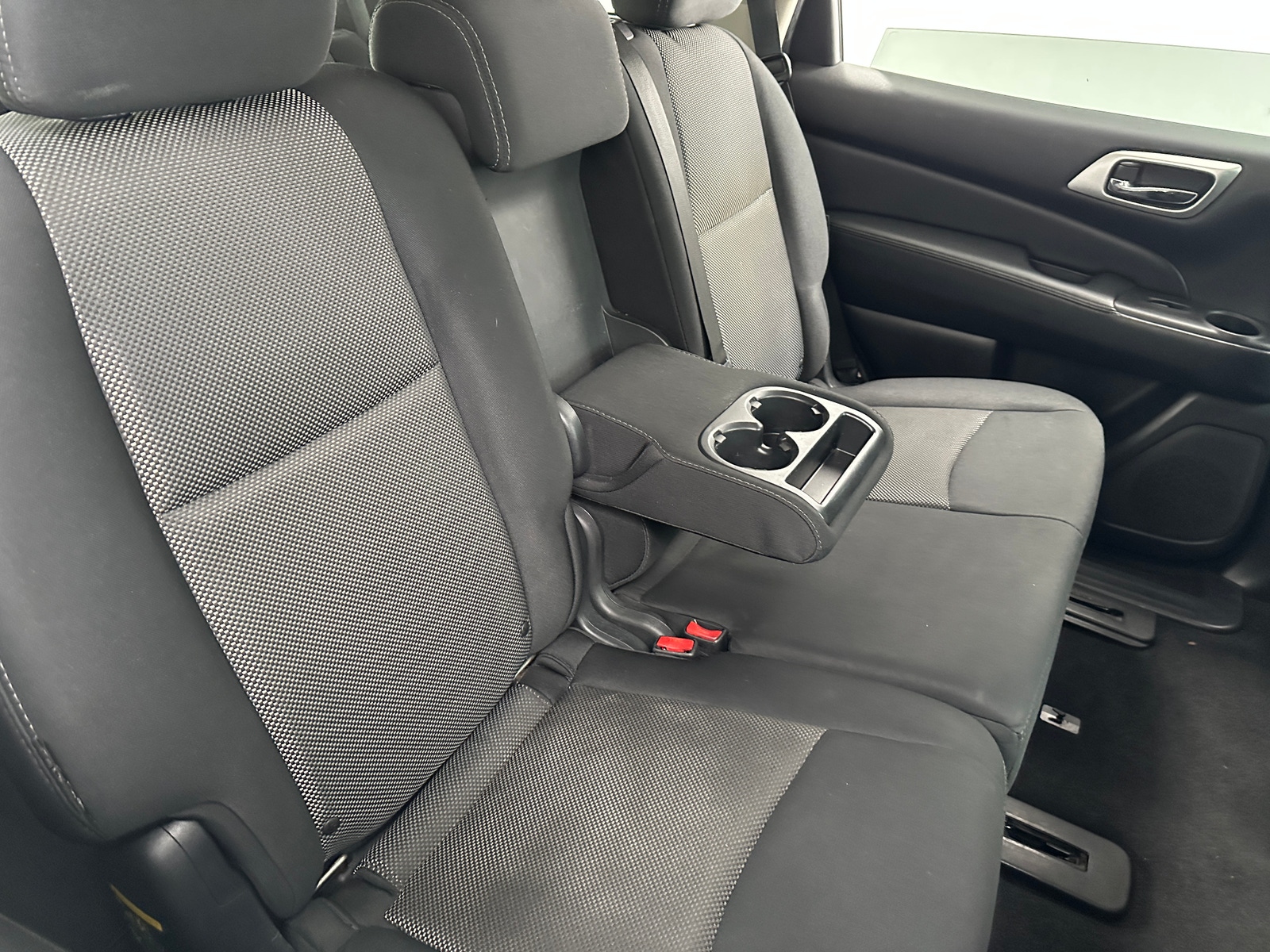 Thumbnail: 2018 Nissan Pathfinder - 5
