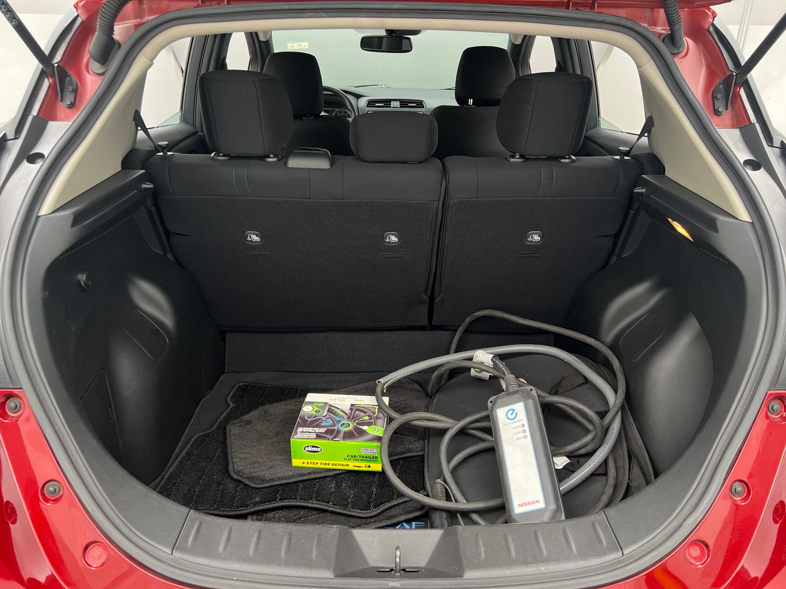 Thumbnail: 2022 Nissan Leaf - 7