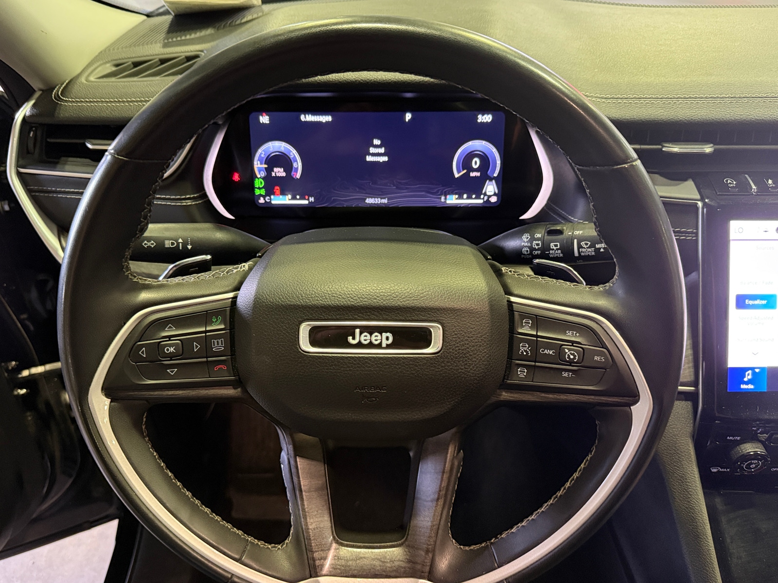 Thumbnail: 2023 Jeep Grand Cherokee L - 3