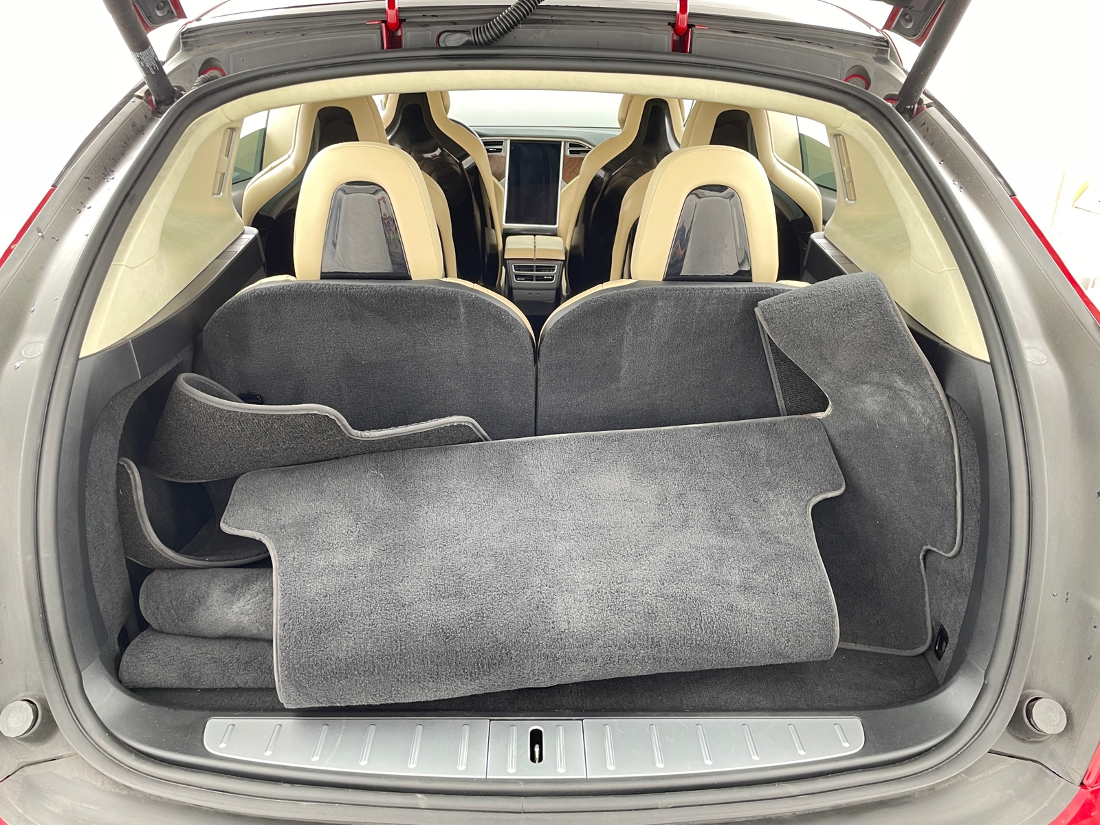 Thumbnail: 2016 Tesla Model X - 6