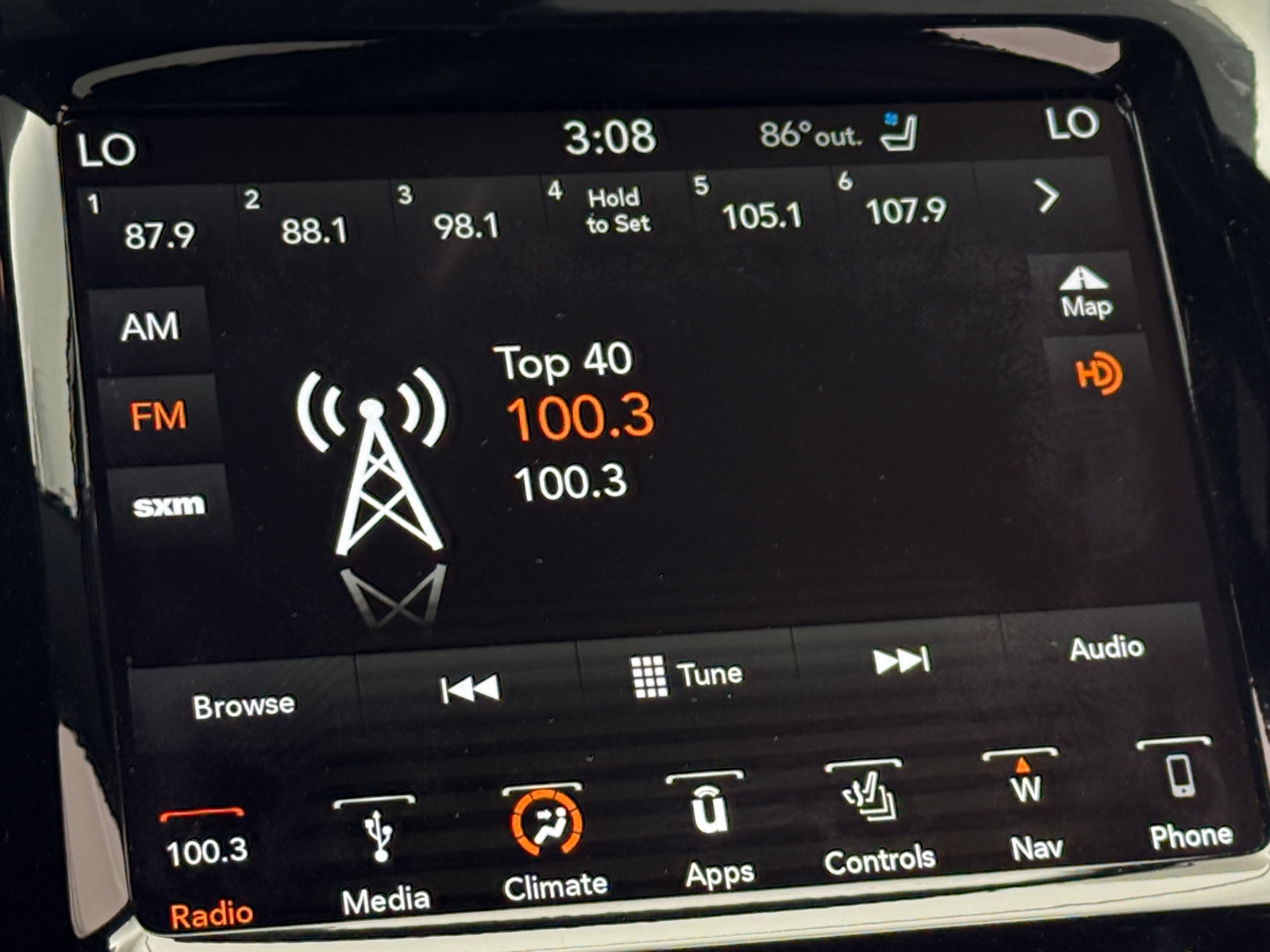 Thumbnail: 2019 Jeep Cherokee - 3