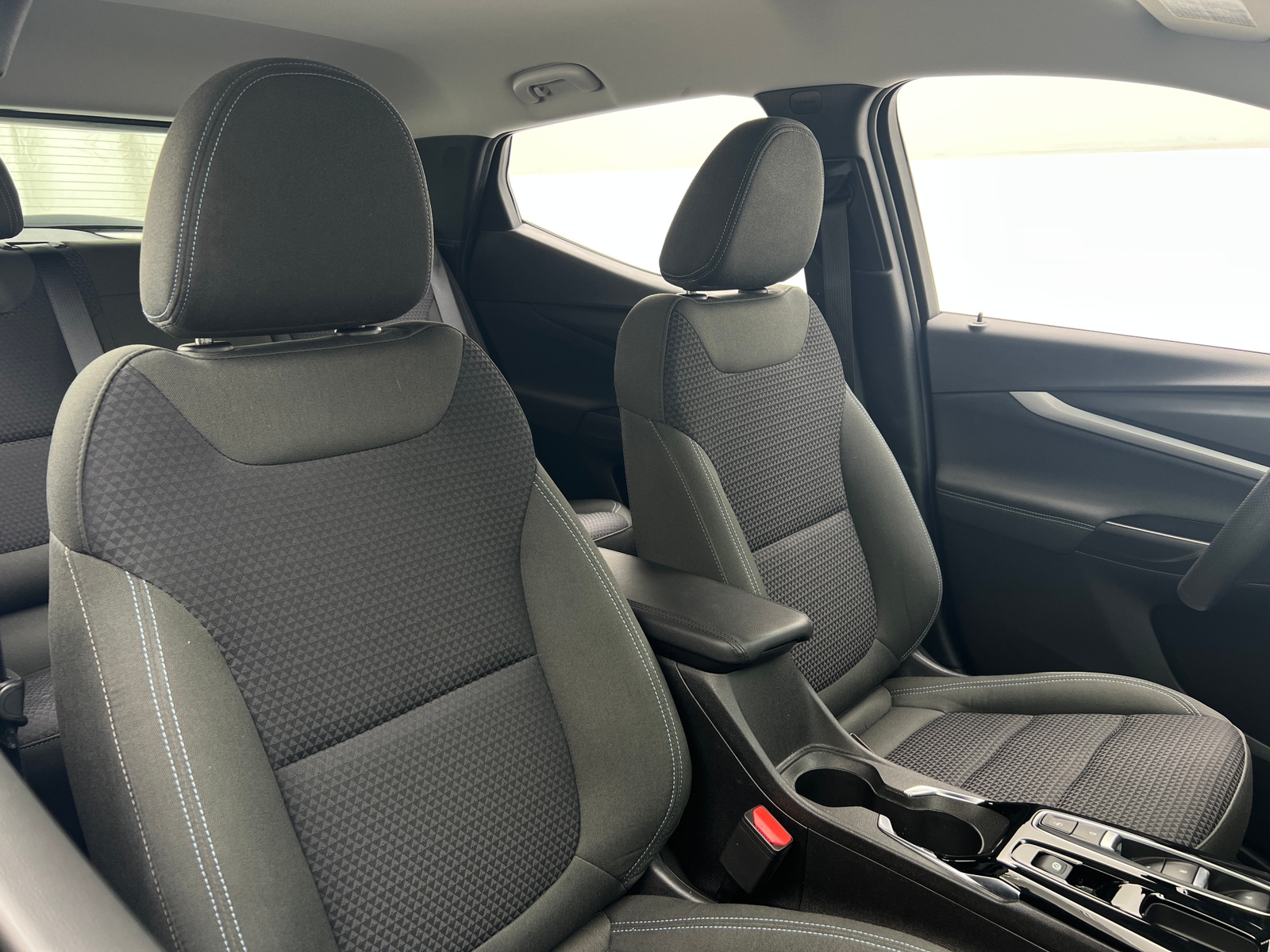 Thumbnail: 2023 Chevrolet Bolt EUV - 2