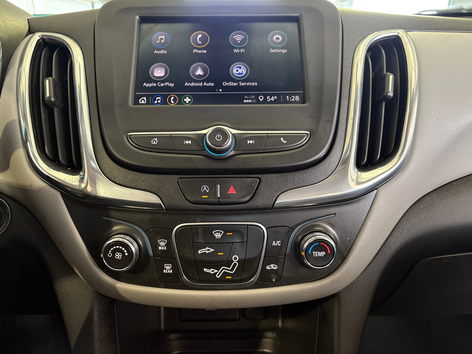 Thumbnail: 2023 Chevrolet Equinox - 4