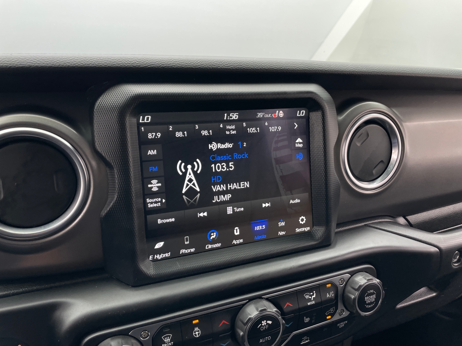 Thumbnail: 2023 Jeep Wrangler - 4