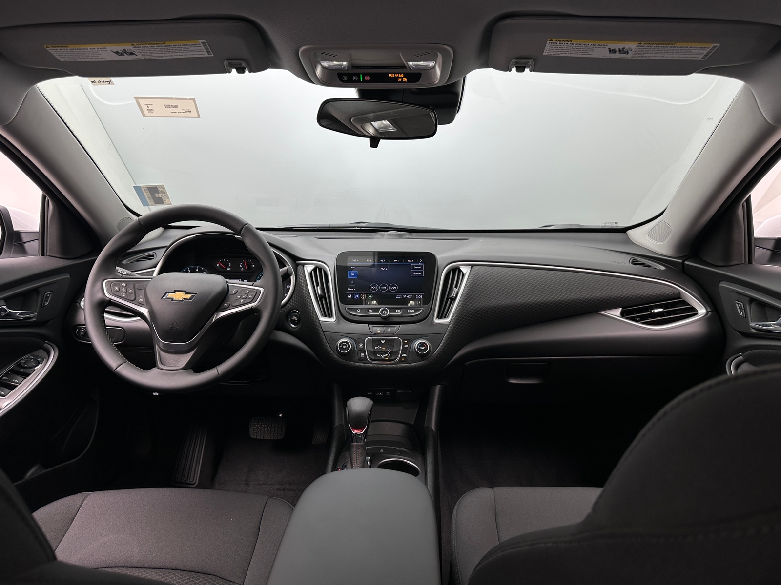 Thumbnail: 2023 Chevrolet Malibu - 3