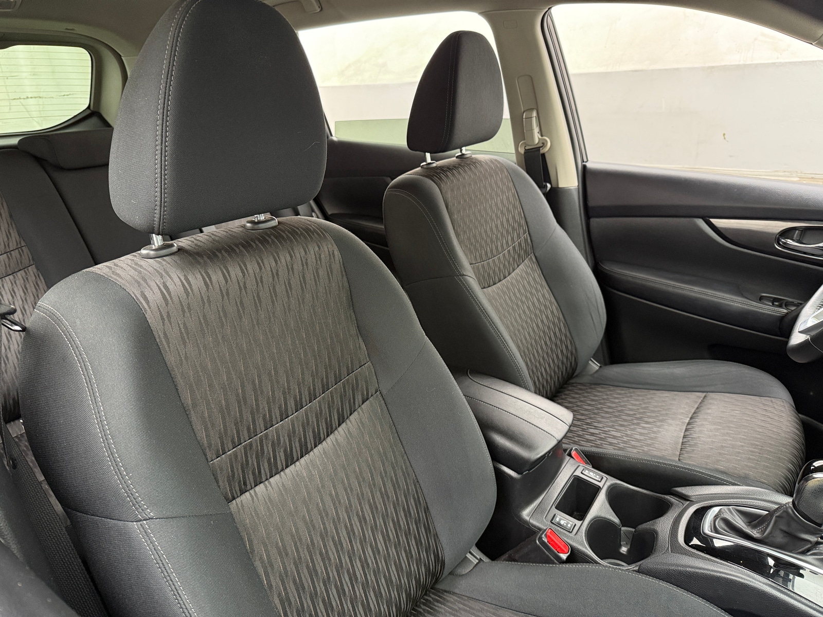 Thumbnail: 2018 Nissan Rogue - 2