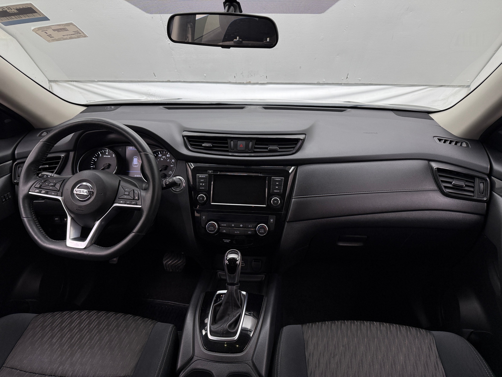 Thumbnail: 2018 Nissan Rogue - 3