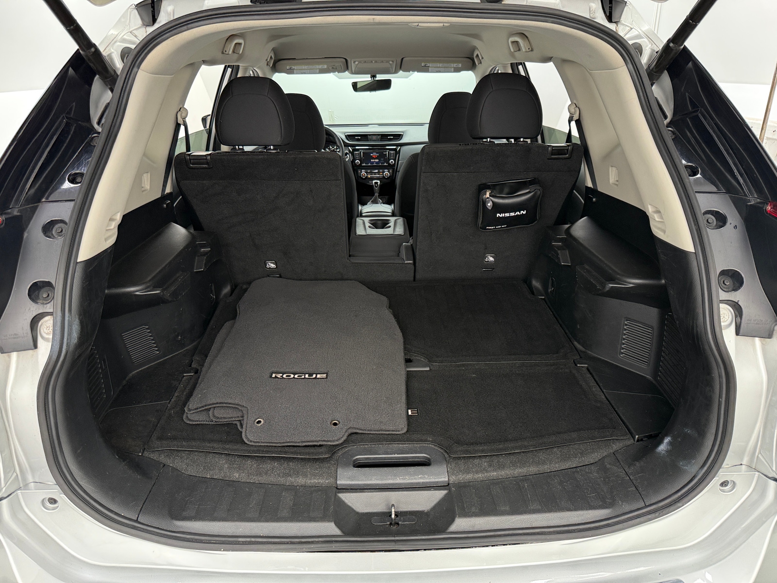 Thumbnail: 2018 Nissan Rogue - 7