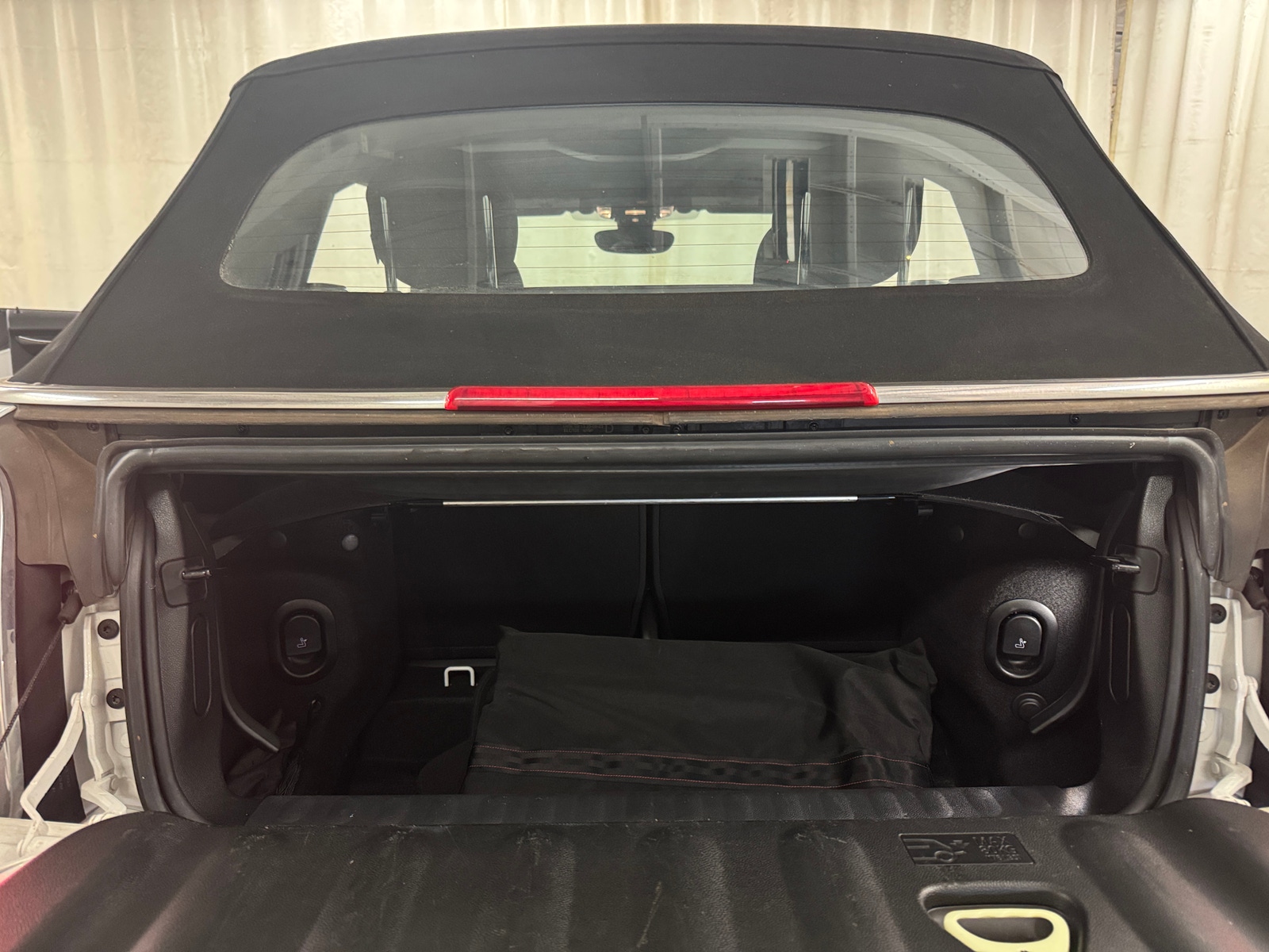 Thumbnail: 2024 MINI Cooper Convertible - 6