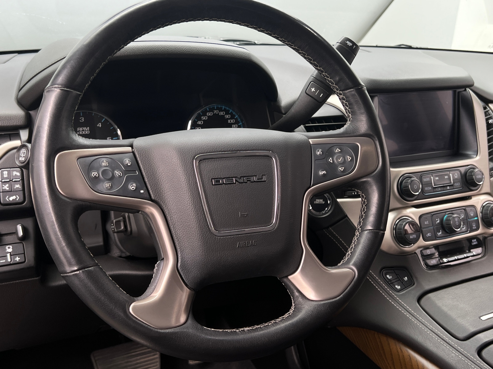 Thumbnail: 2020 GMC Yukon - 4