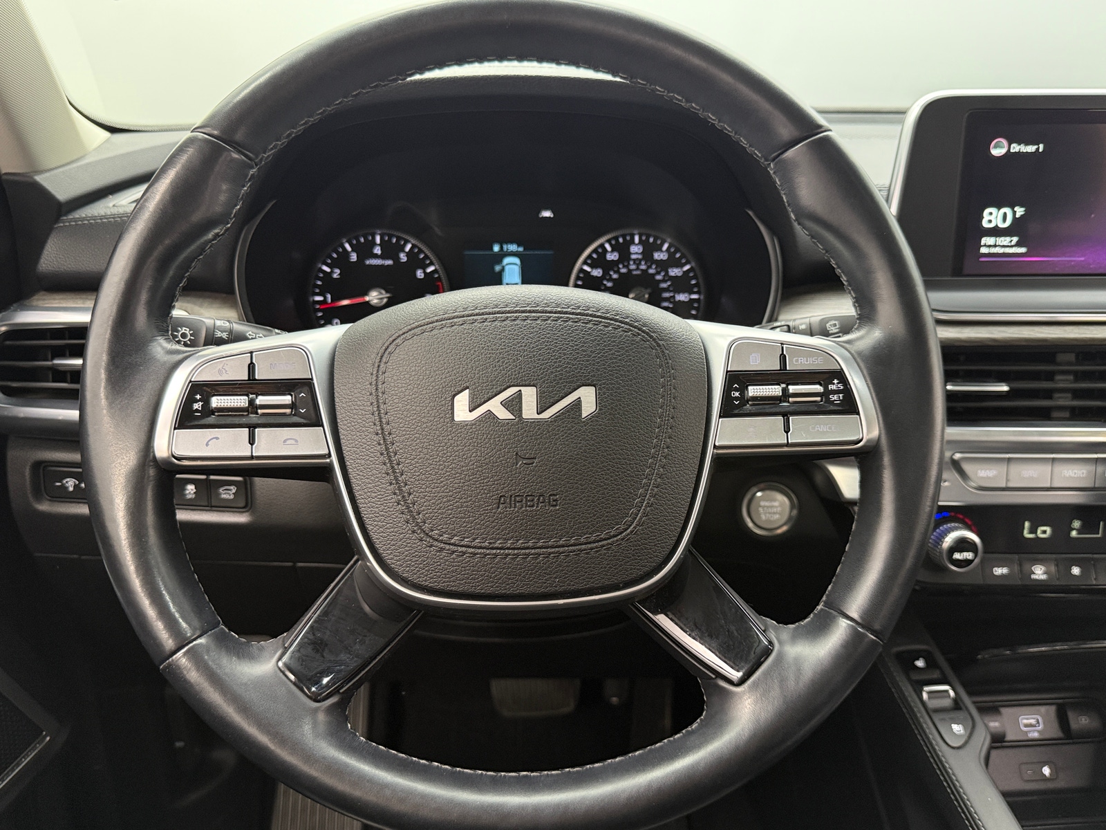 Thumbnail: 2022 Kia Telluride - 4