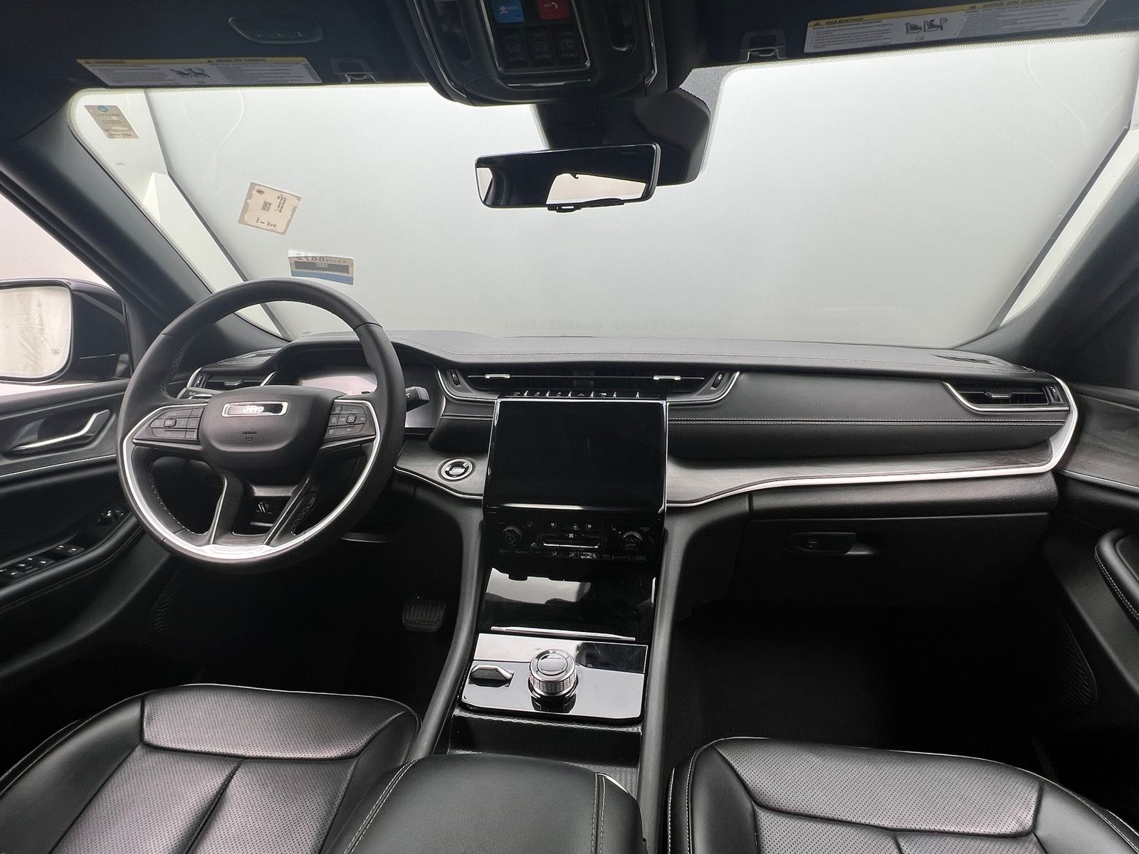 Thumbnail: 2024 Jeep Grand Cherokee L - 2