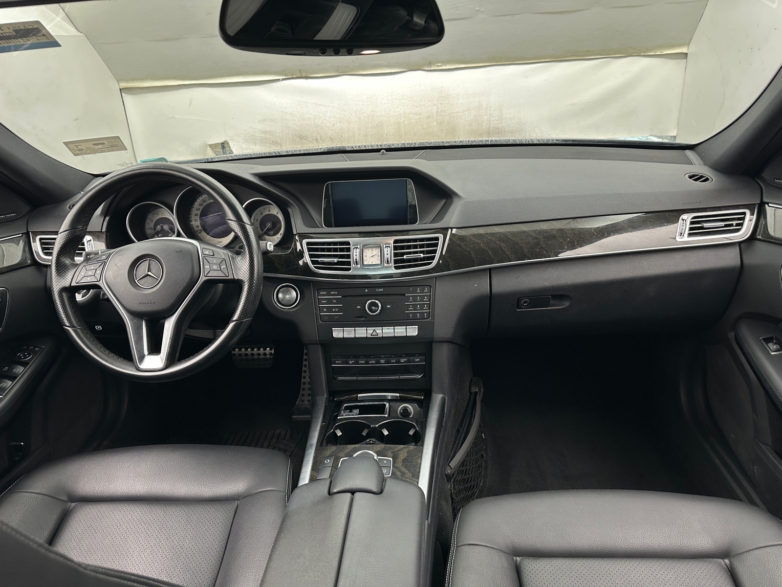 Thumbnail: 2016 Mercedes-Benz E-Class - 2
