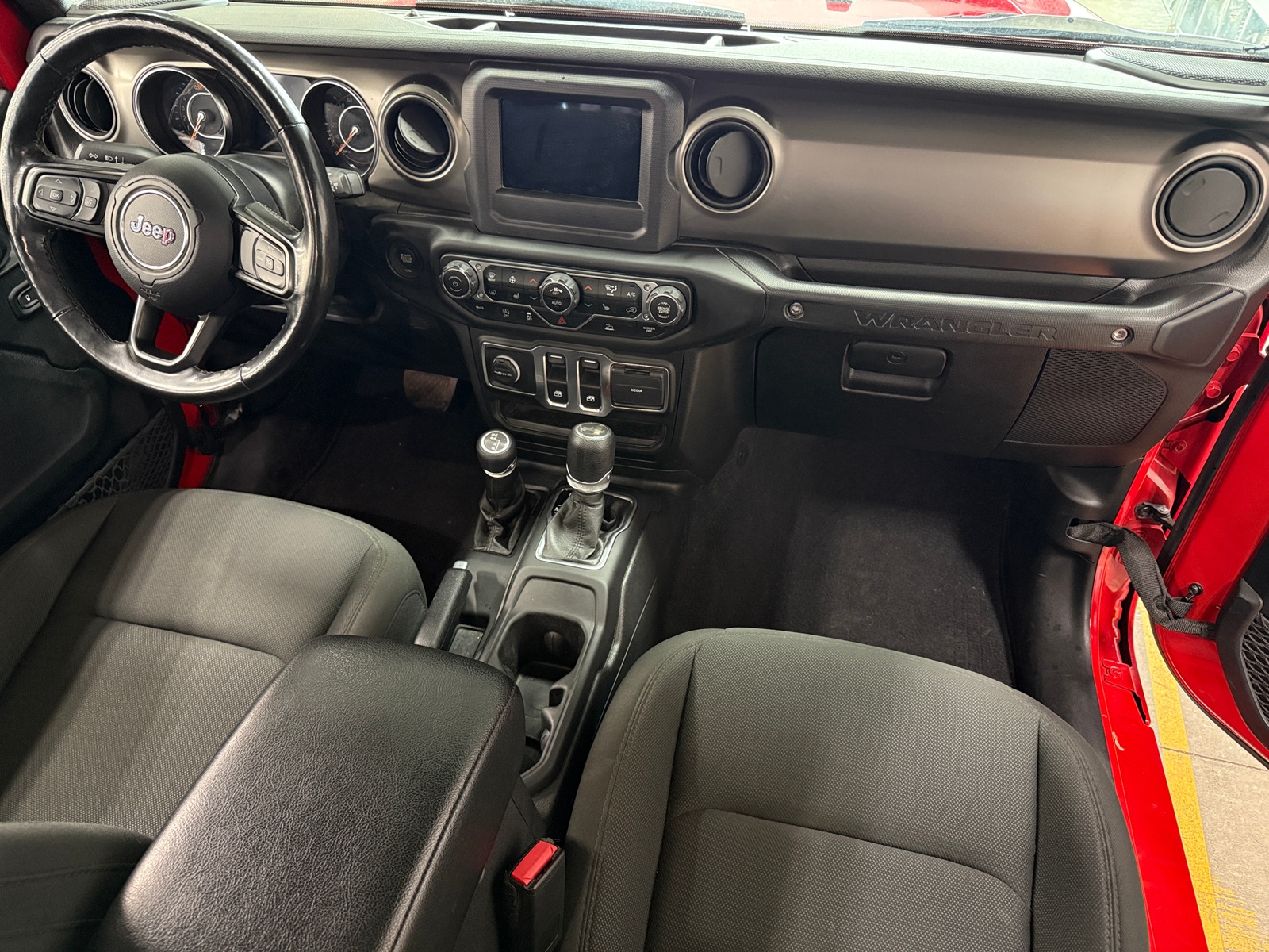 Thumbnail: 2021 Jeep Wrangler - 3