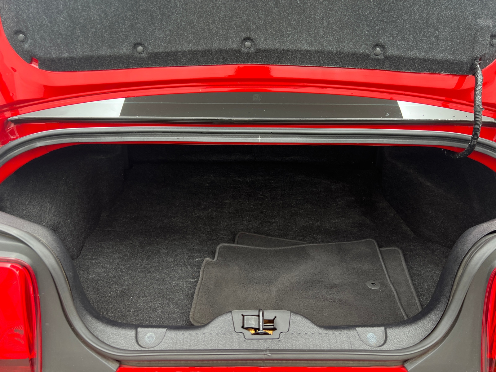 Thumbnail: 2012 Ford Mustang - 6