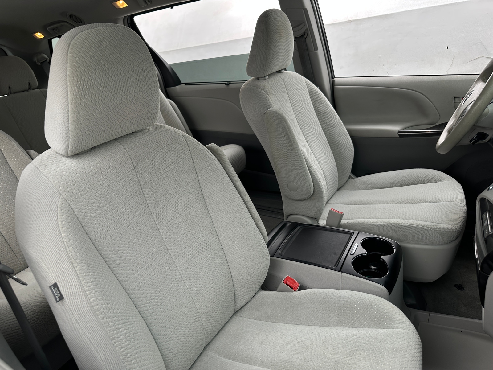 Thumbnail: 2014 Toyota Sienna - 2