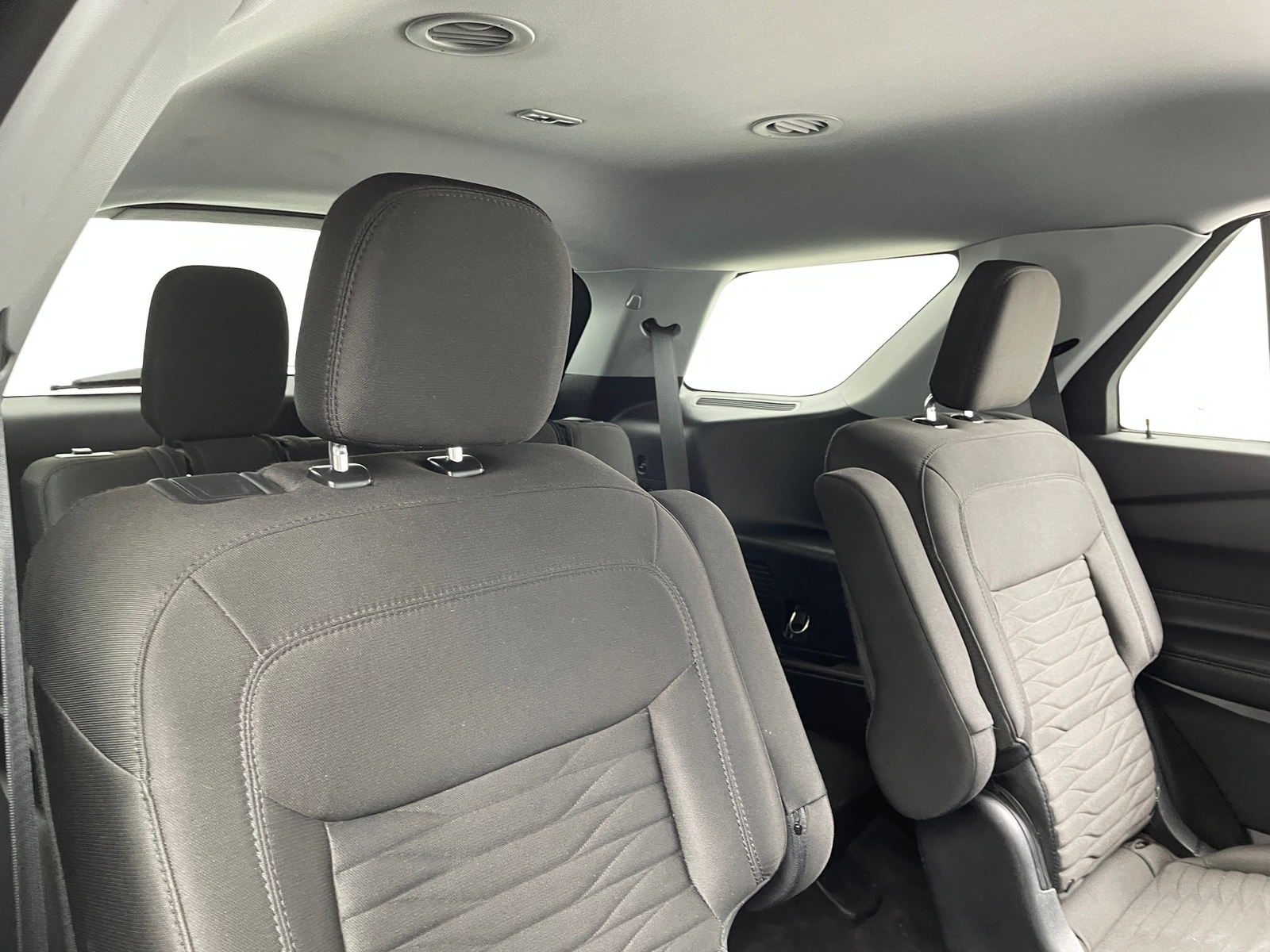 Thumbnail: 2021 Ford Explorer - 6