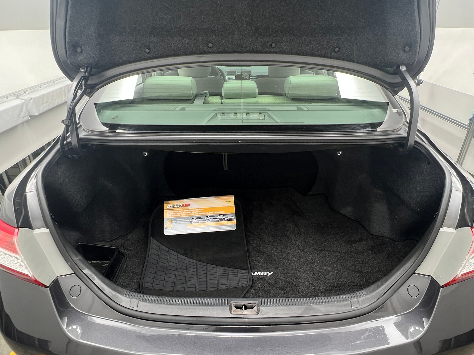 Thumbnail: 2011 Toyota Camry - 7