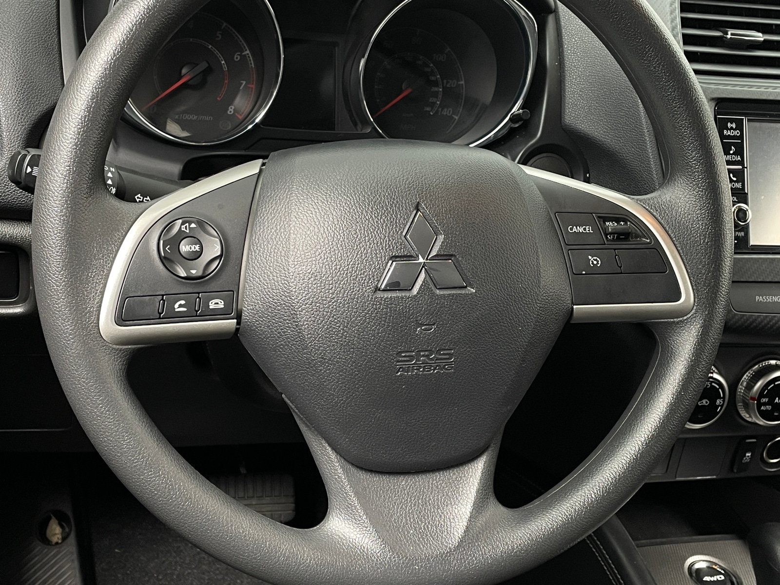 Thumbnail: 2024 Mitsubishi Outlander Sport - 5