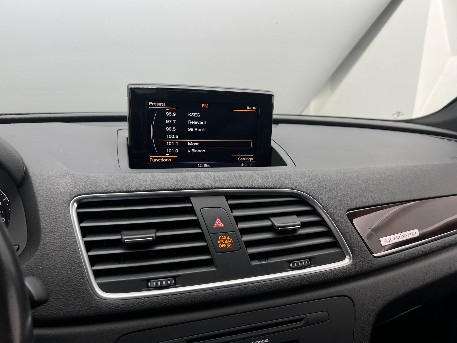 Thumbnail: 2015 Audi Q3 - 3