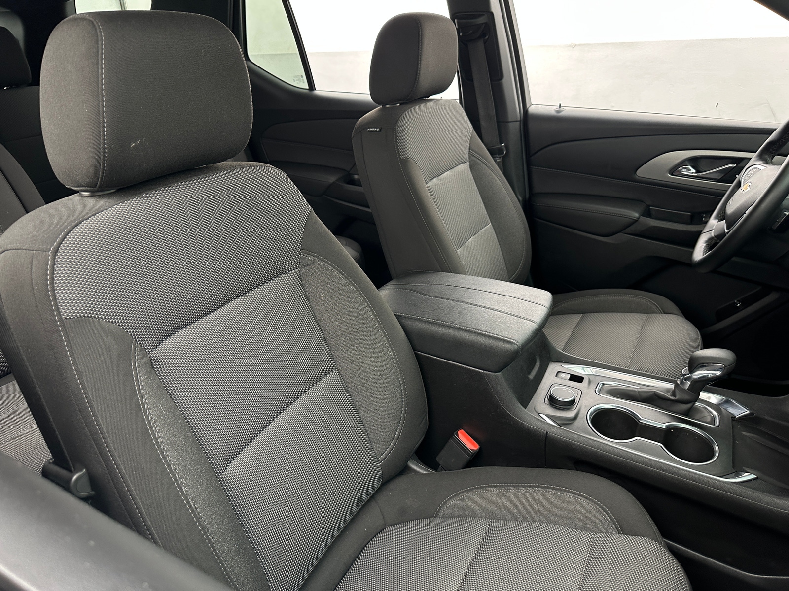 Thumbnail: 2023 Chevrolet Traverse - 2