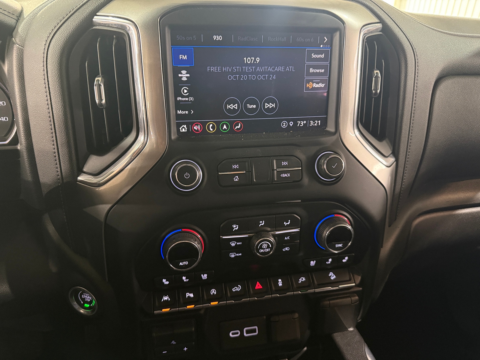 Thumbnail: 2021 Chevrolet Silverado 1500 - 3