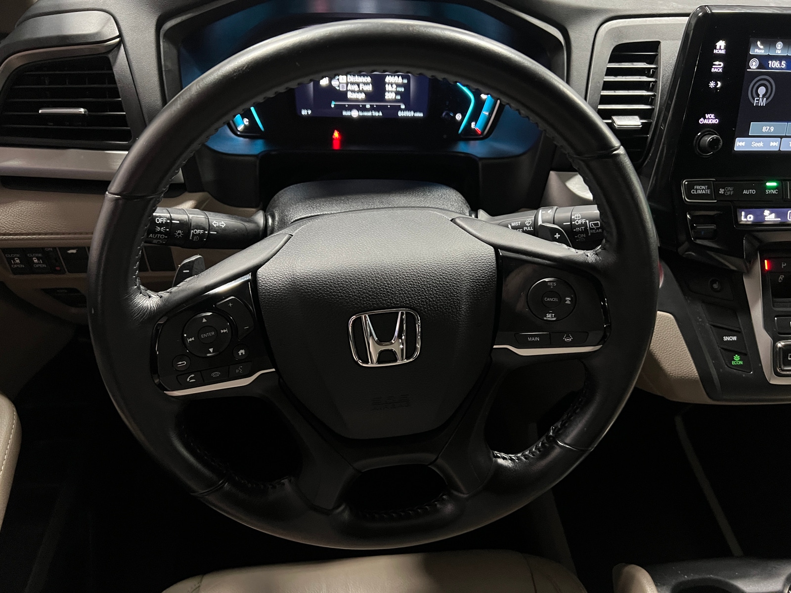 Thumbnail: 2018 Honda Odyssey - 4