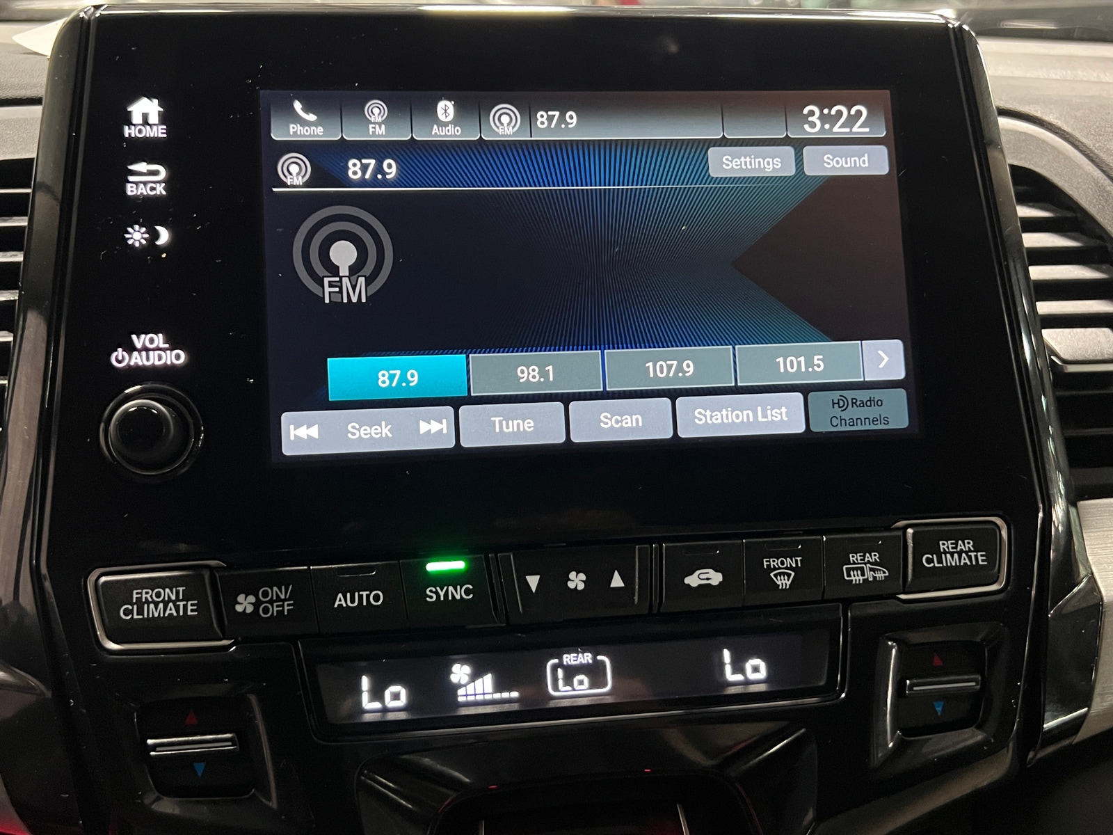 Thumbnail: 2018 Honda Odyssey - 3