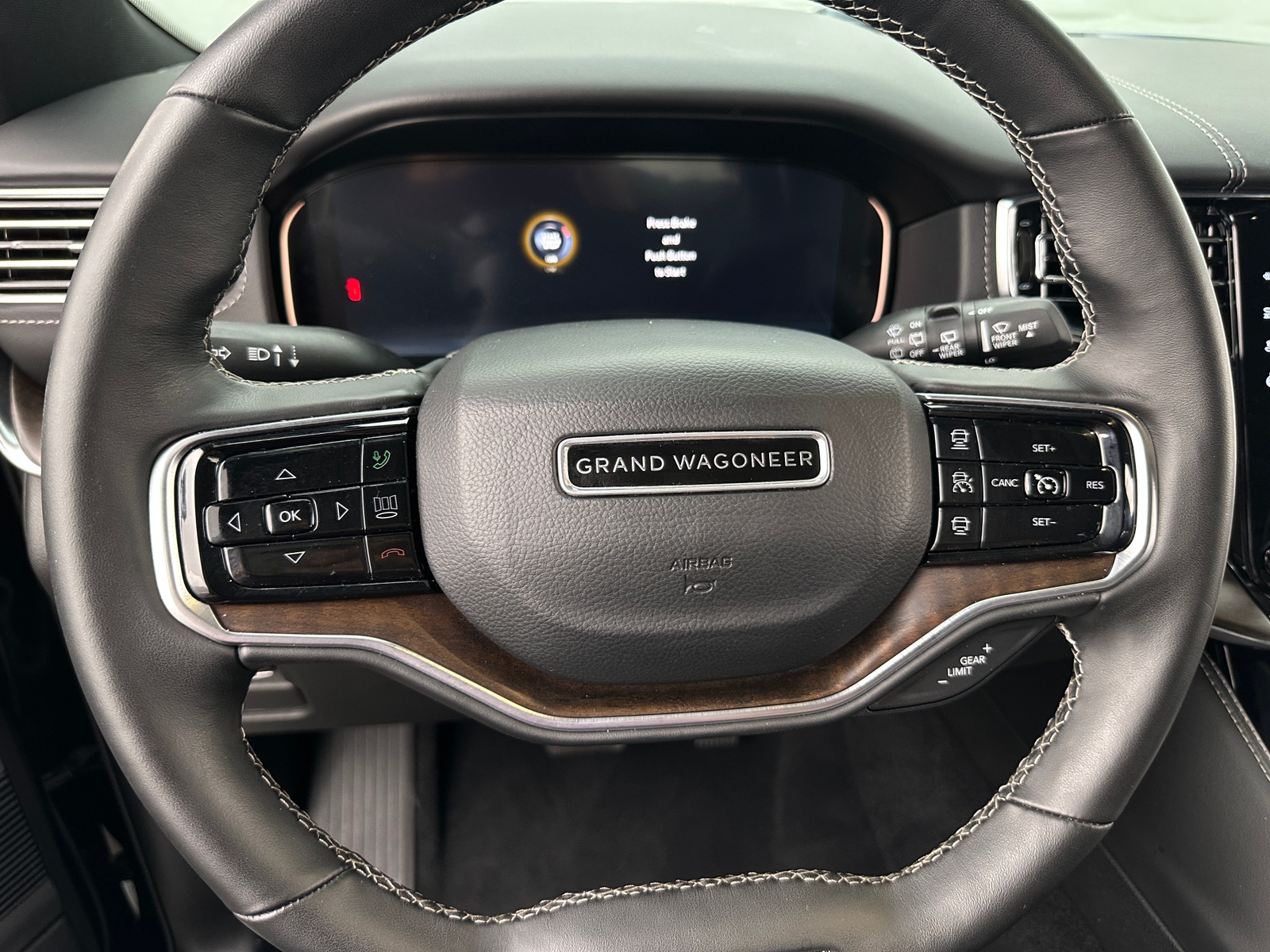 Thumbnail: 2023 Jeep Grand Wagoneer - 4