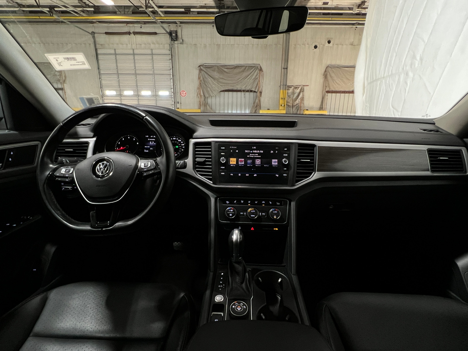 Thumbnail: 2019 Volkswagen Atlas - 2