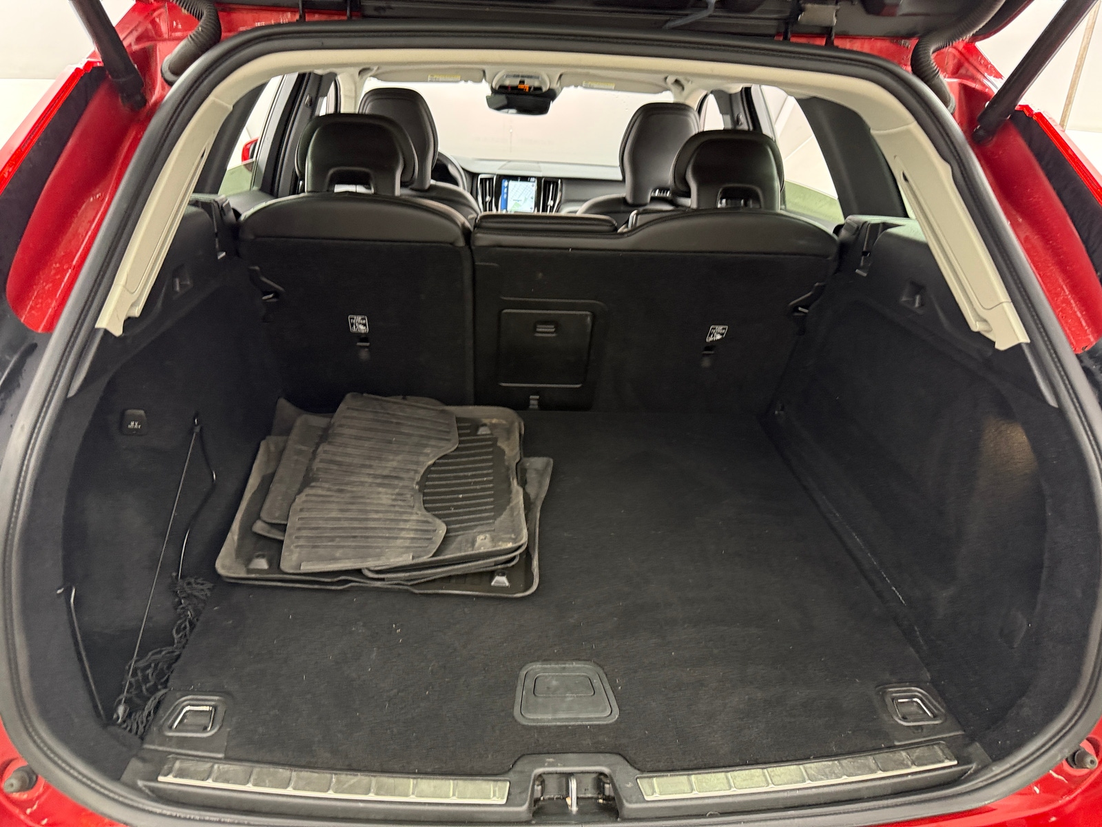 Thumbnail: 2019 Volvo XC60 - 6