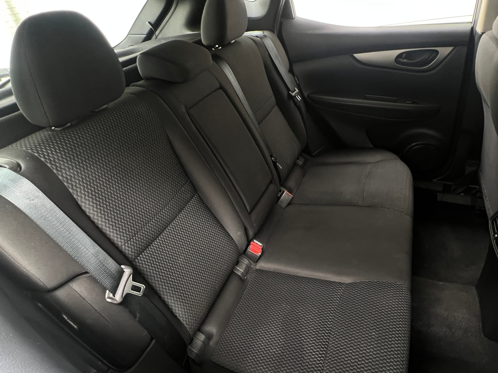 Thumbnail: 2020 Nissan Rogue Sport - 6