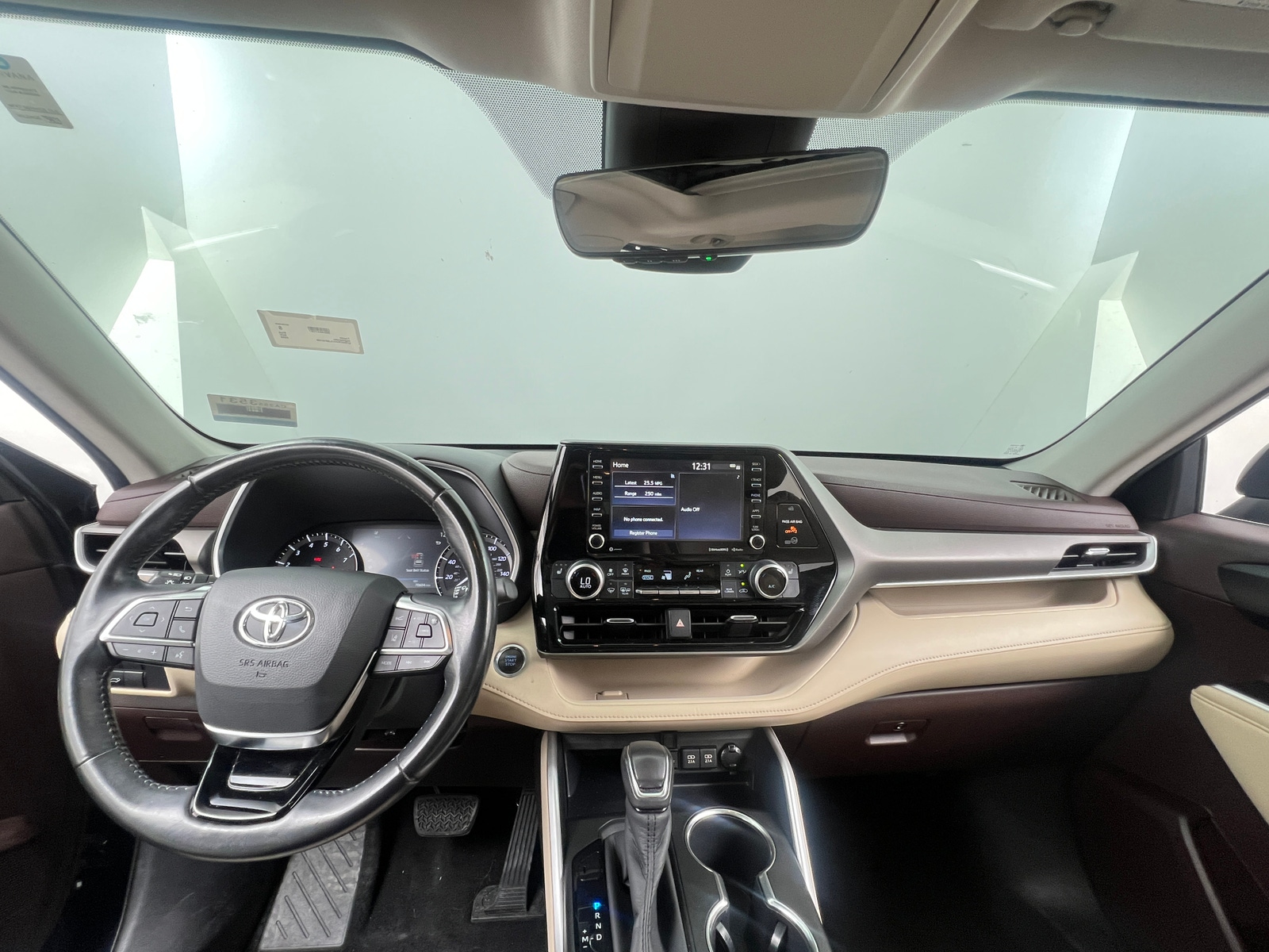 Thumbnail: 2020 Toyota Highlander - 3