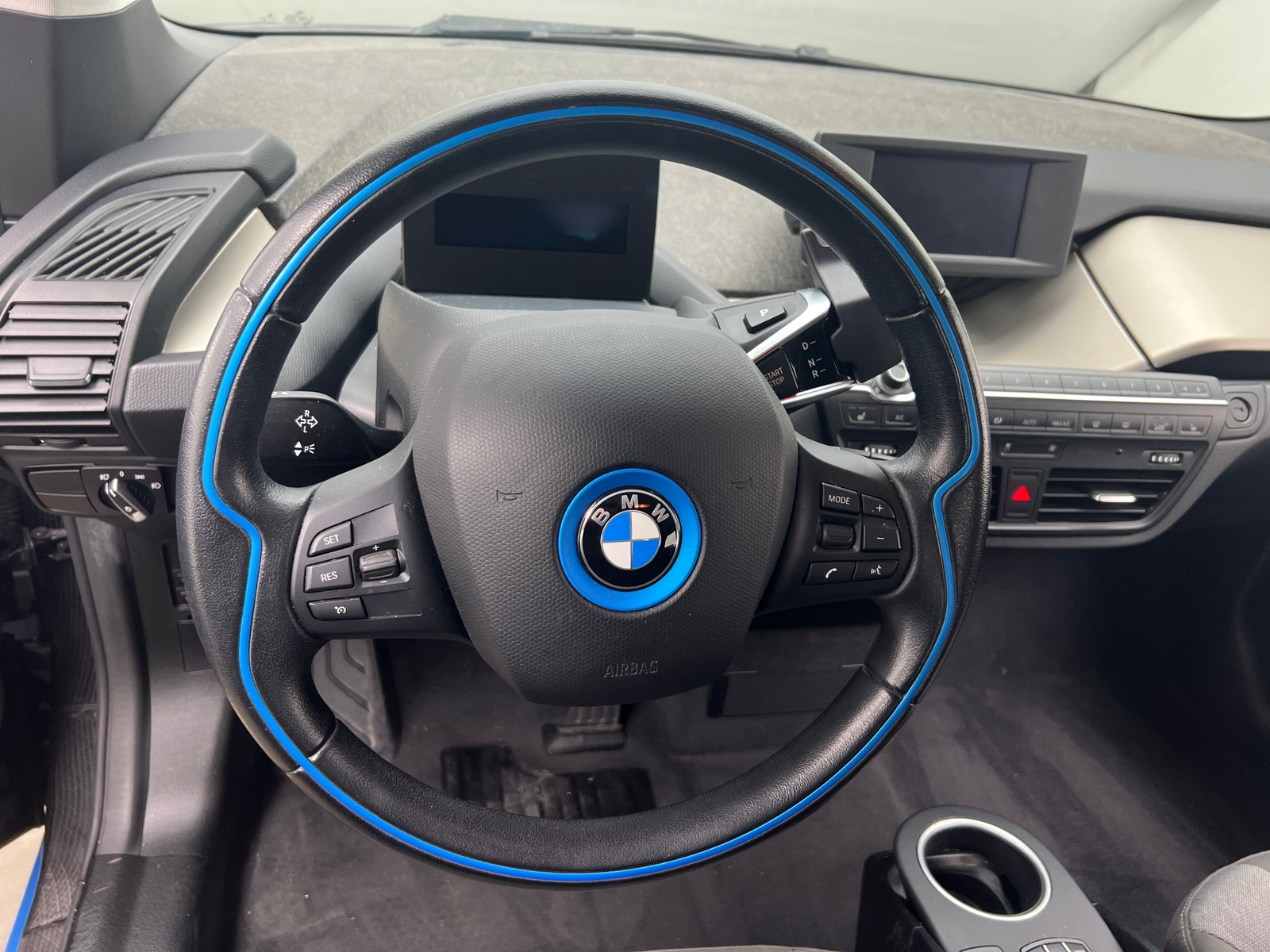 Thumbnail: 2019 BMW i3 - 5