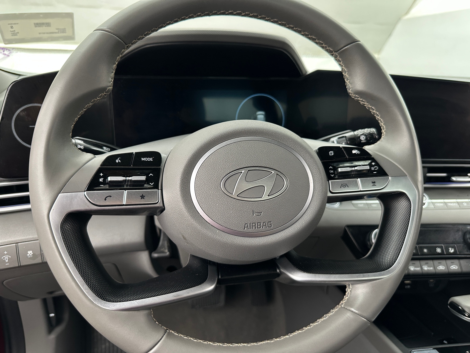Thumbnail: 2025 Hyundai Elantra - 5