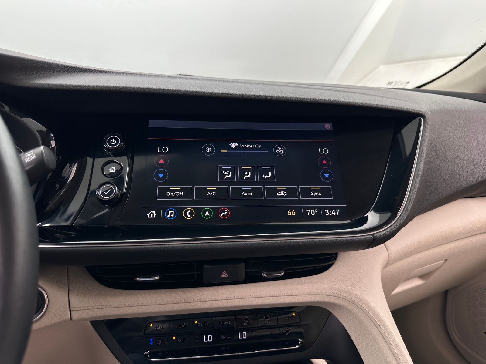 Thumbnail: 2021 Buick Envision - 3