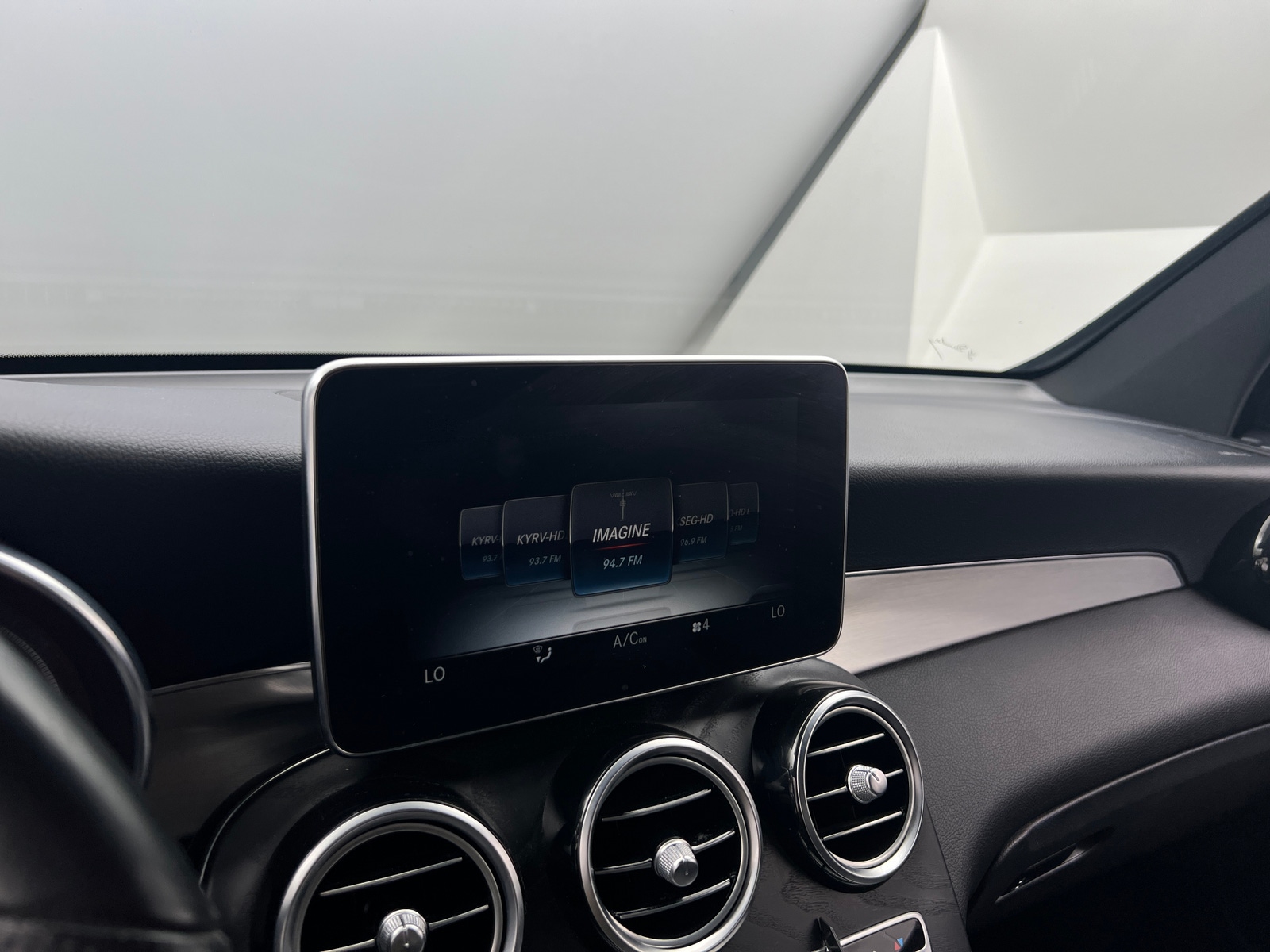 Thumbnail: 2019 Mercedes-Benz GLC - 3