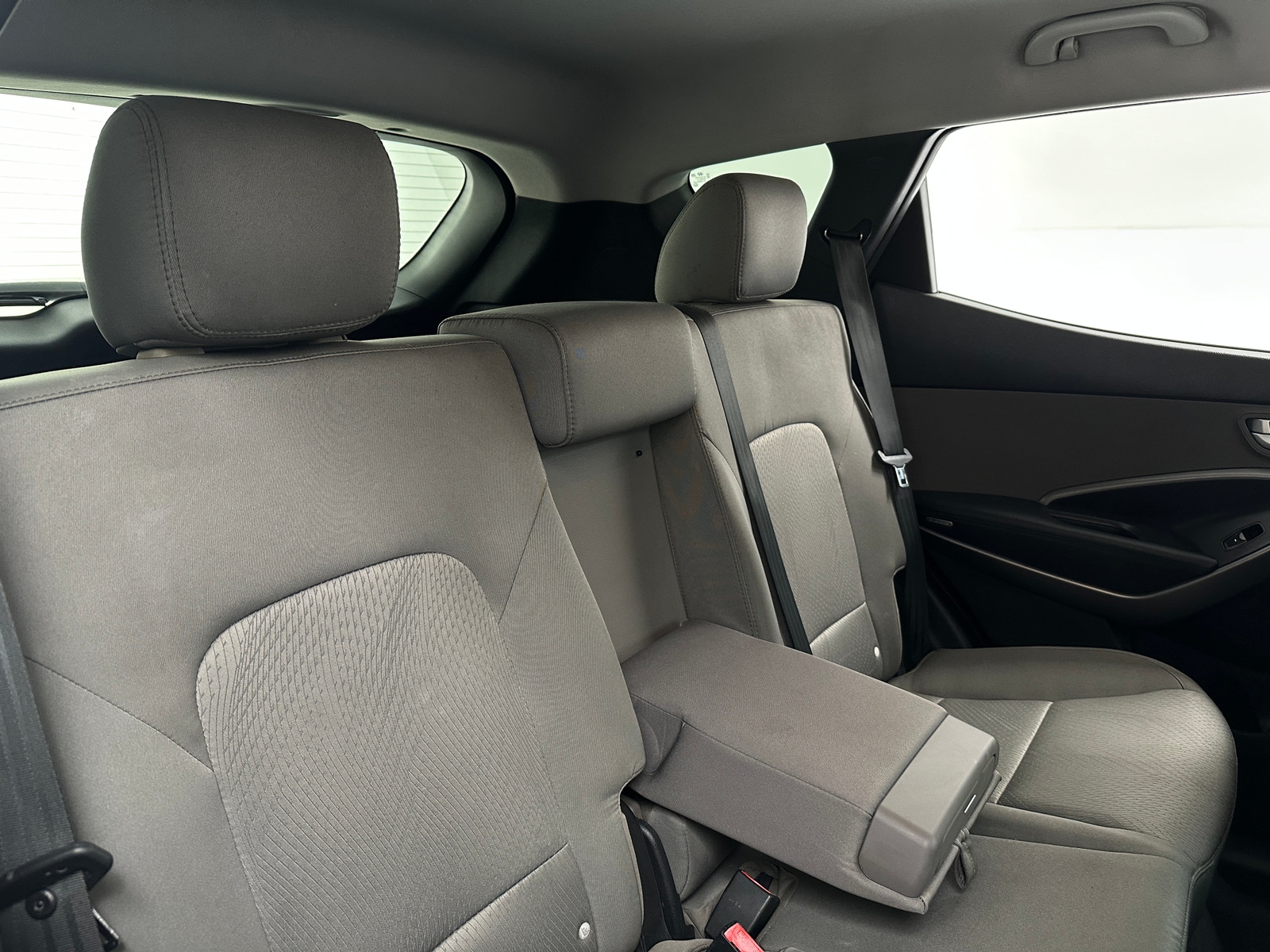 Thumbnail: 2015 Hyundai Santa Fe - 6