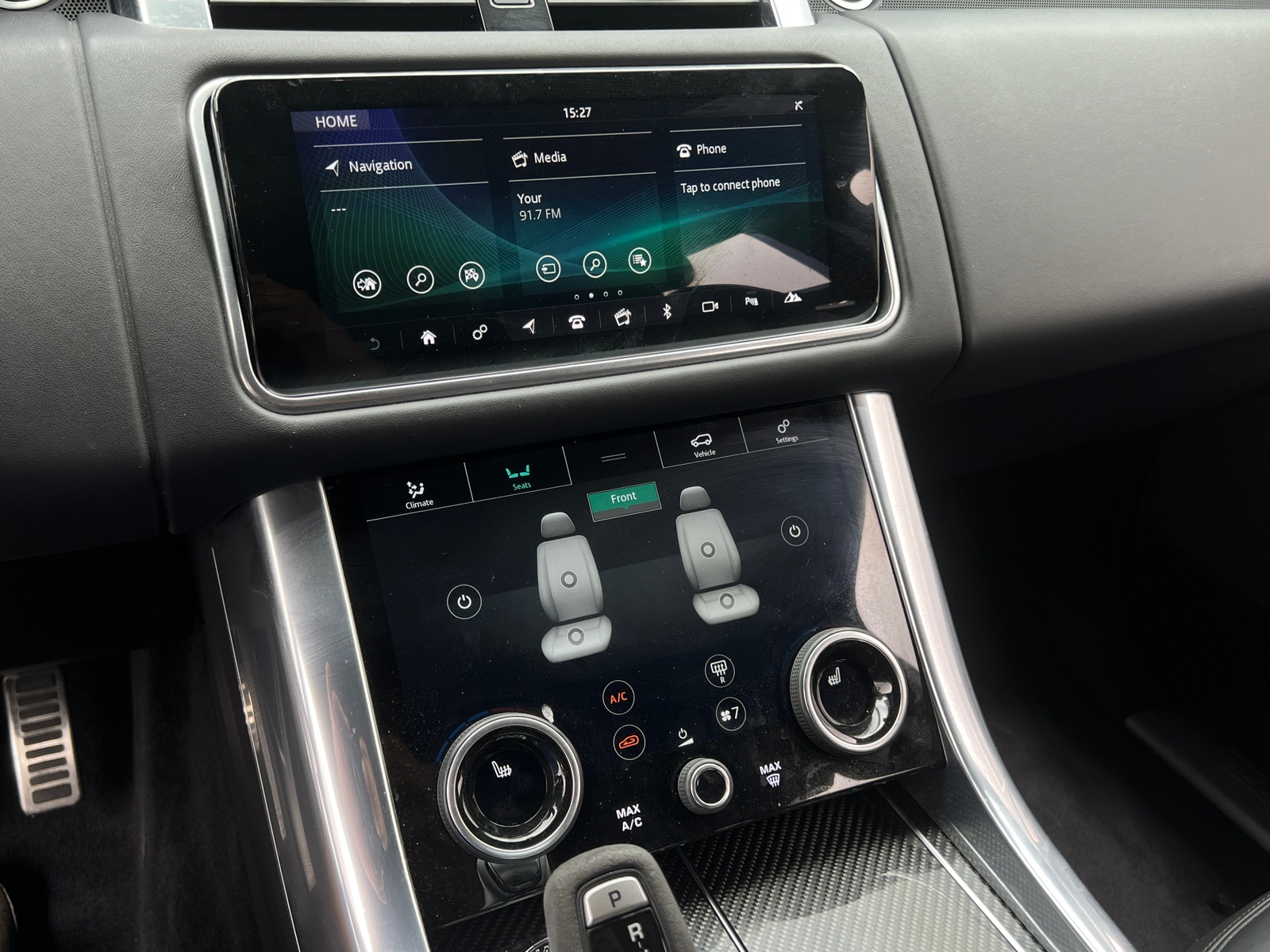 Thumbnail: 2020 Land Rover Range Rover Sport - 3