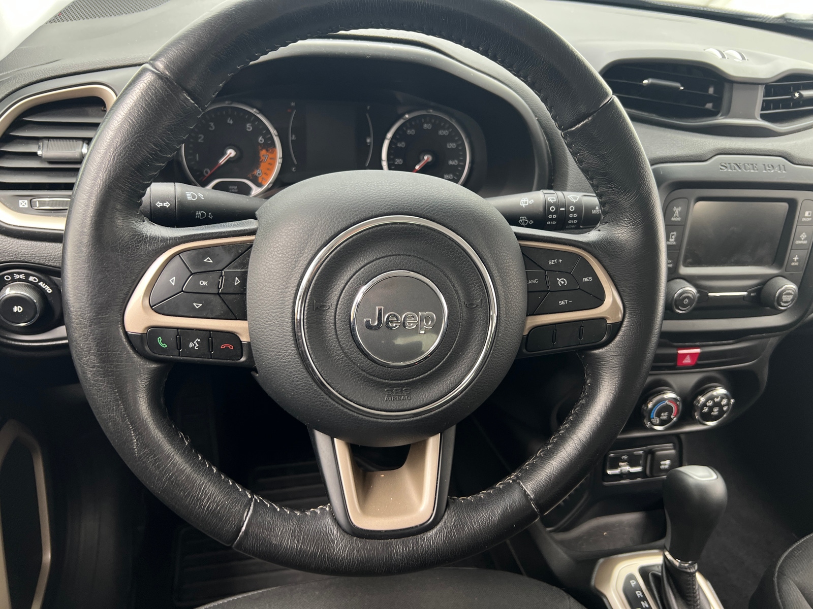 Thumbnail: 2016 Jeep Renegade - 5