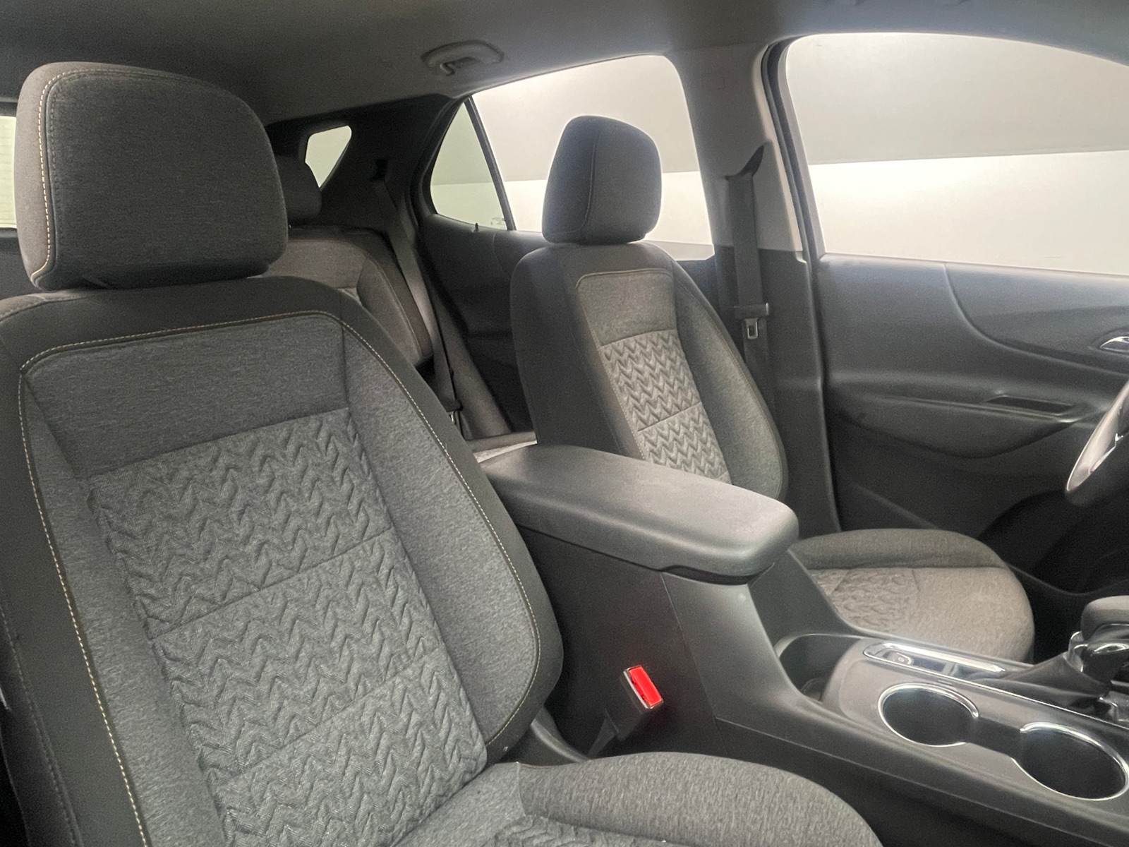 Thumbnail: 2022 Chevrolet Equinox - 2