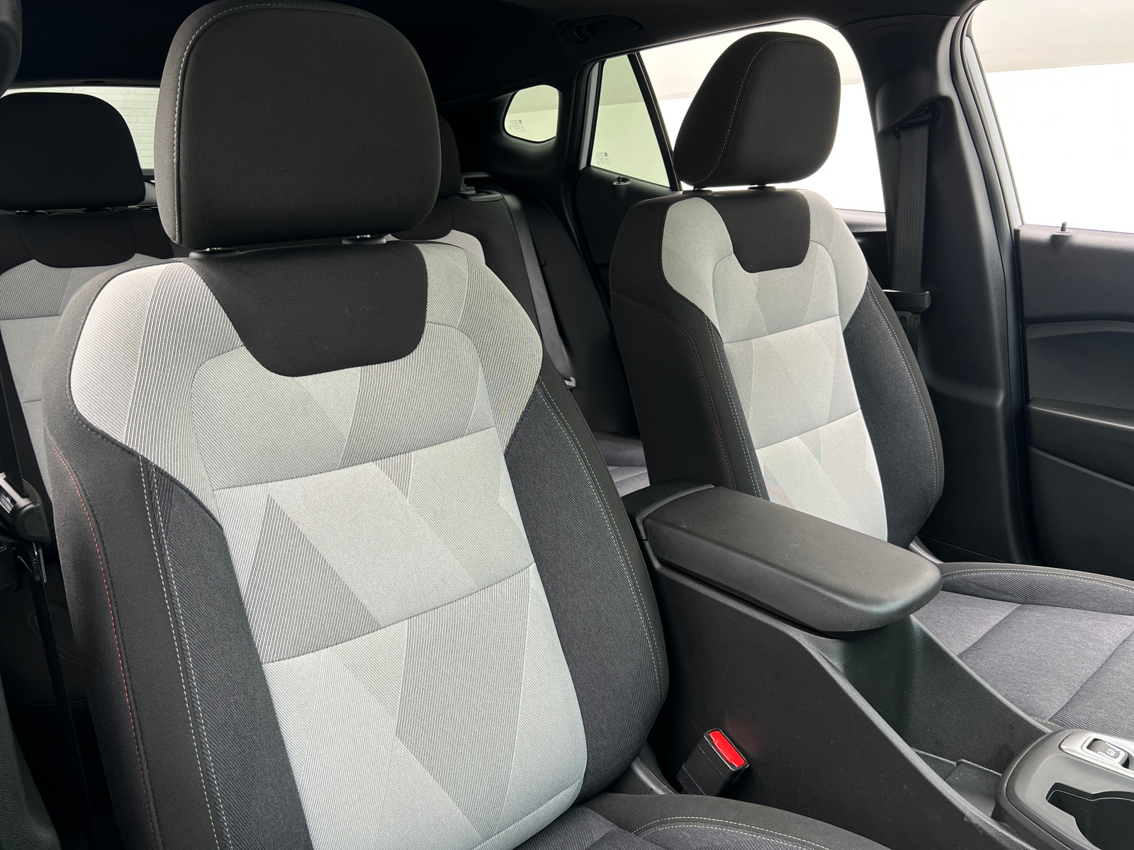 Thumbnail: 2025 Chevrolet Trax - 2