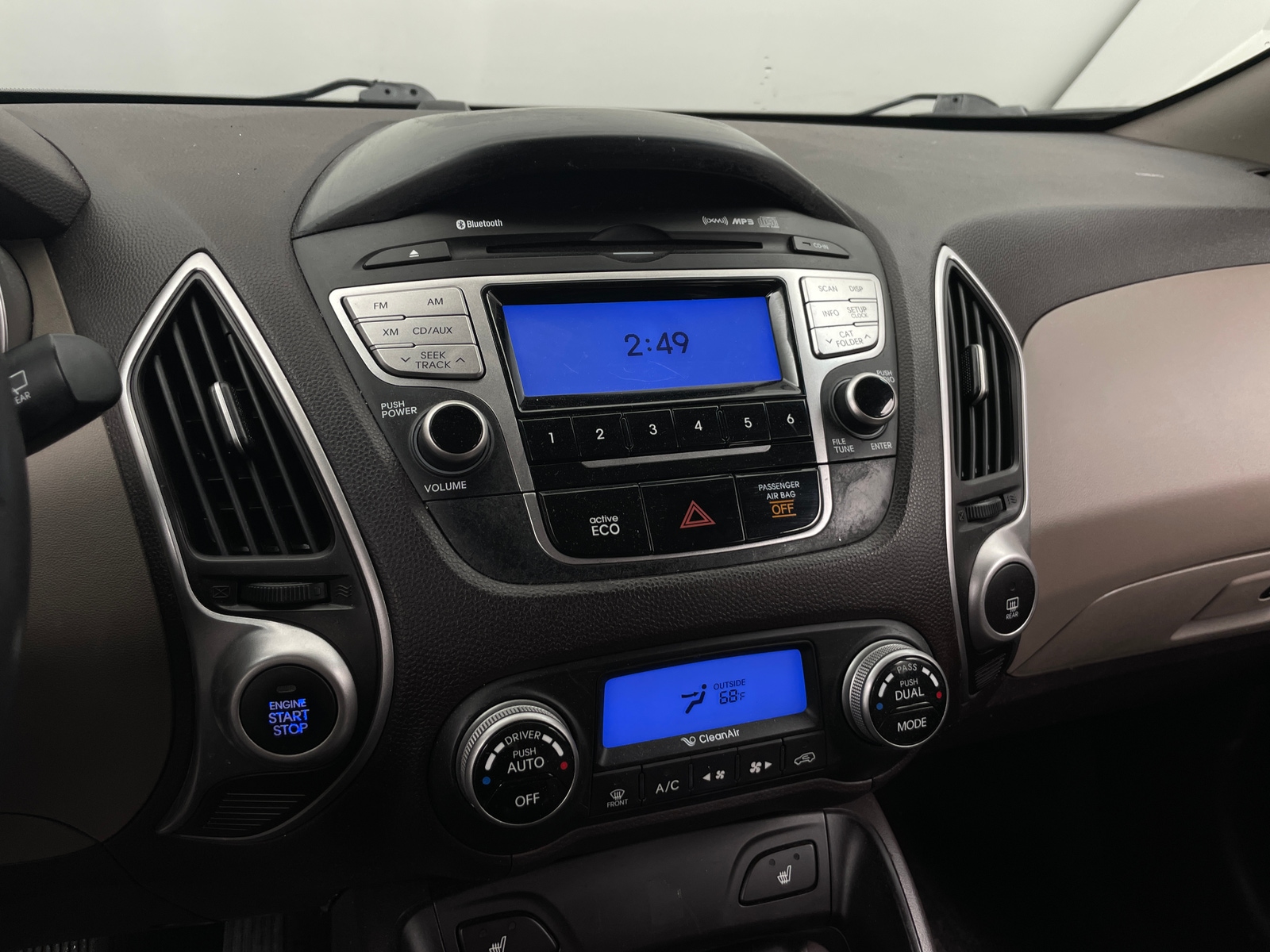 Thumbnail: 2013 Hyundai Tucson - 3