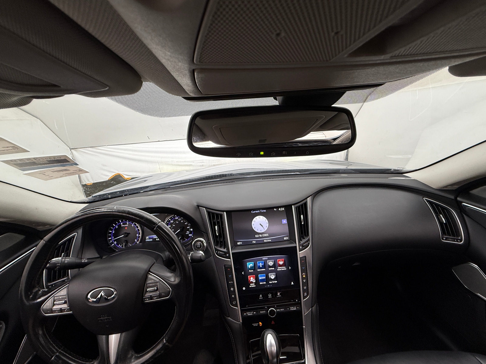 Thumbnail: 2017 INFINITI Q50 - 2