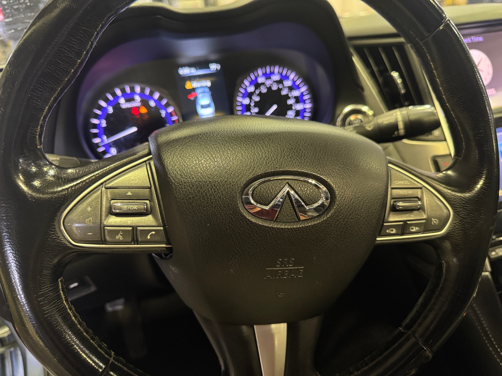 Thumbnail: 2017 INFINITI Q50 - 4